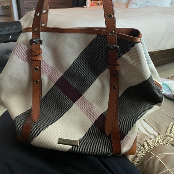Burberry Orton mega check tote bag - Picture 16 of 17